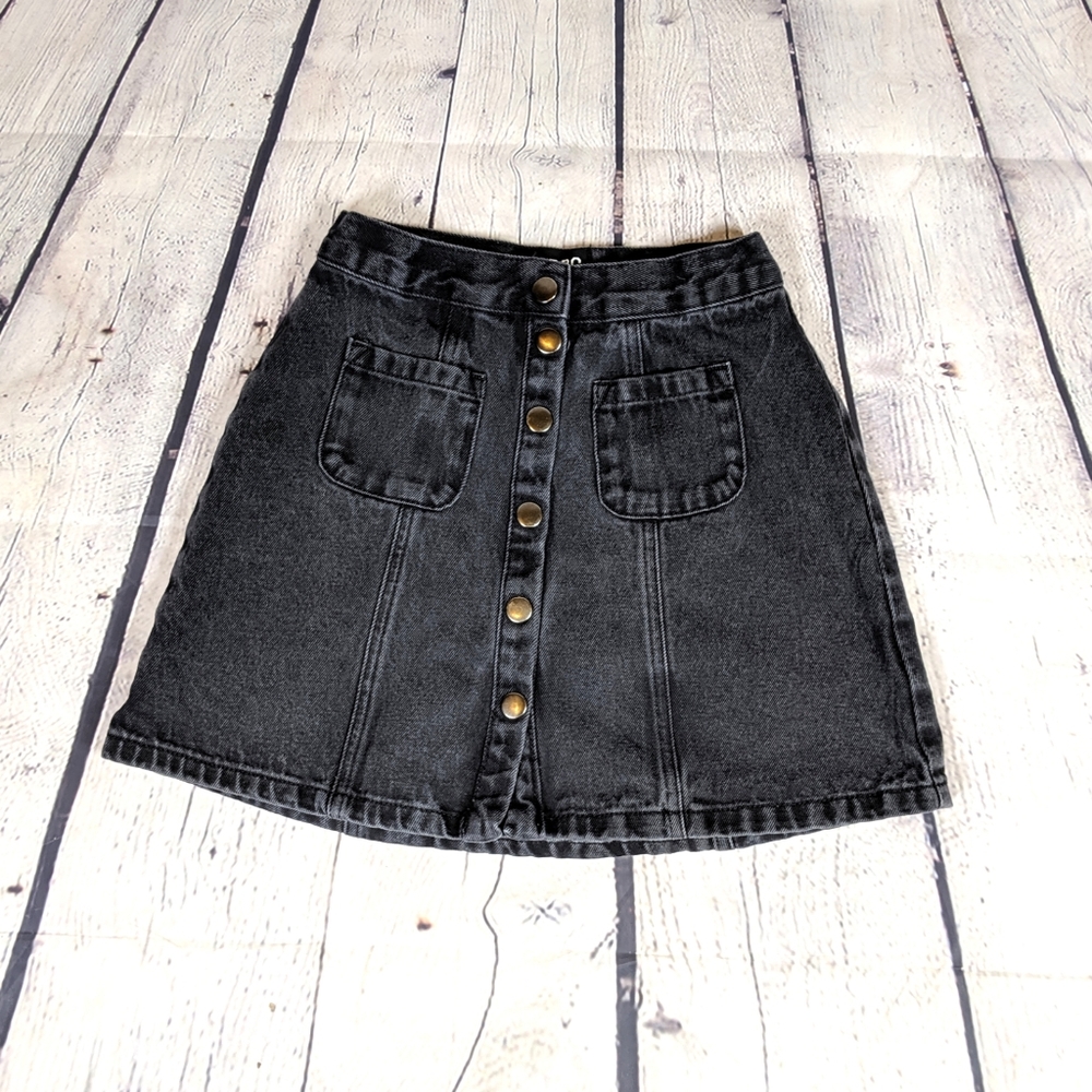 BDG Urban Outfitters Black Button Up Denim Skirt